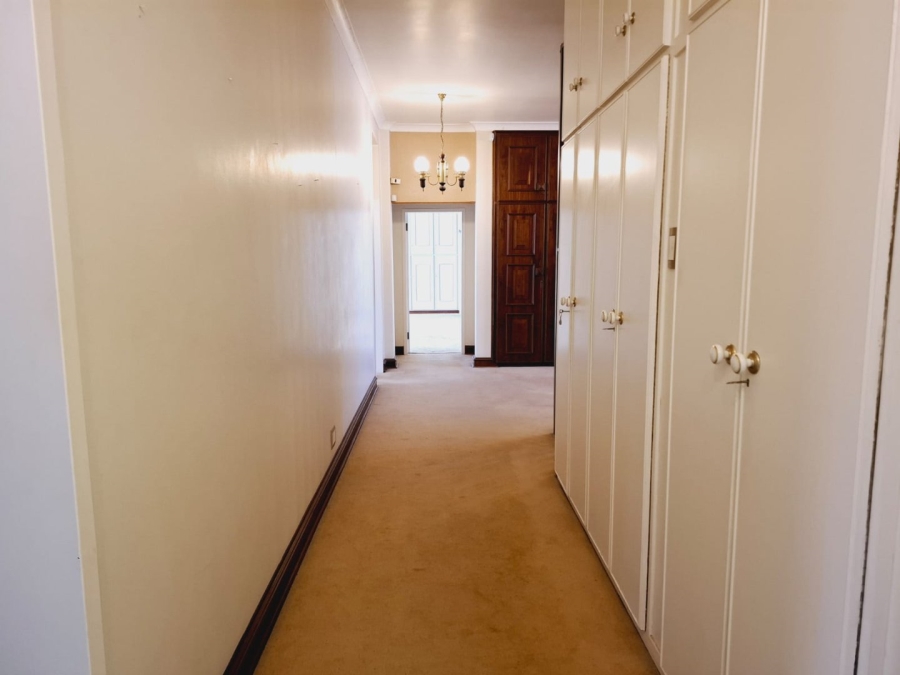 5 Bedroom Property for Sale in Dan Pienaar Free State